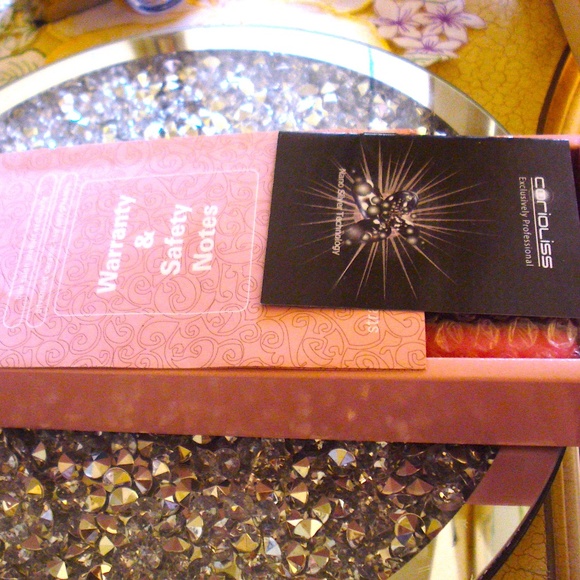 Corioliss Professional Ceramic Straightening Iron - Picture 1 of 4